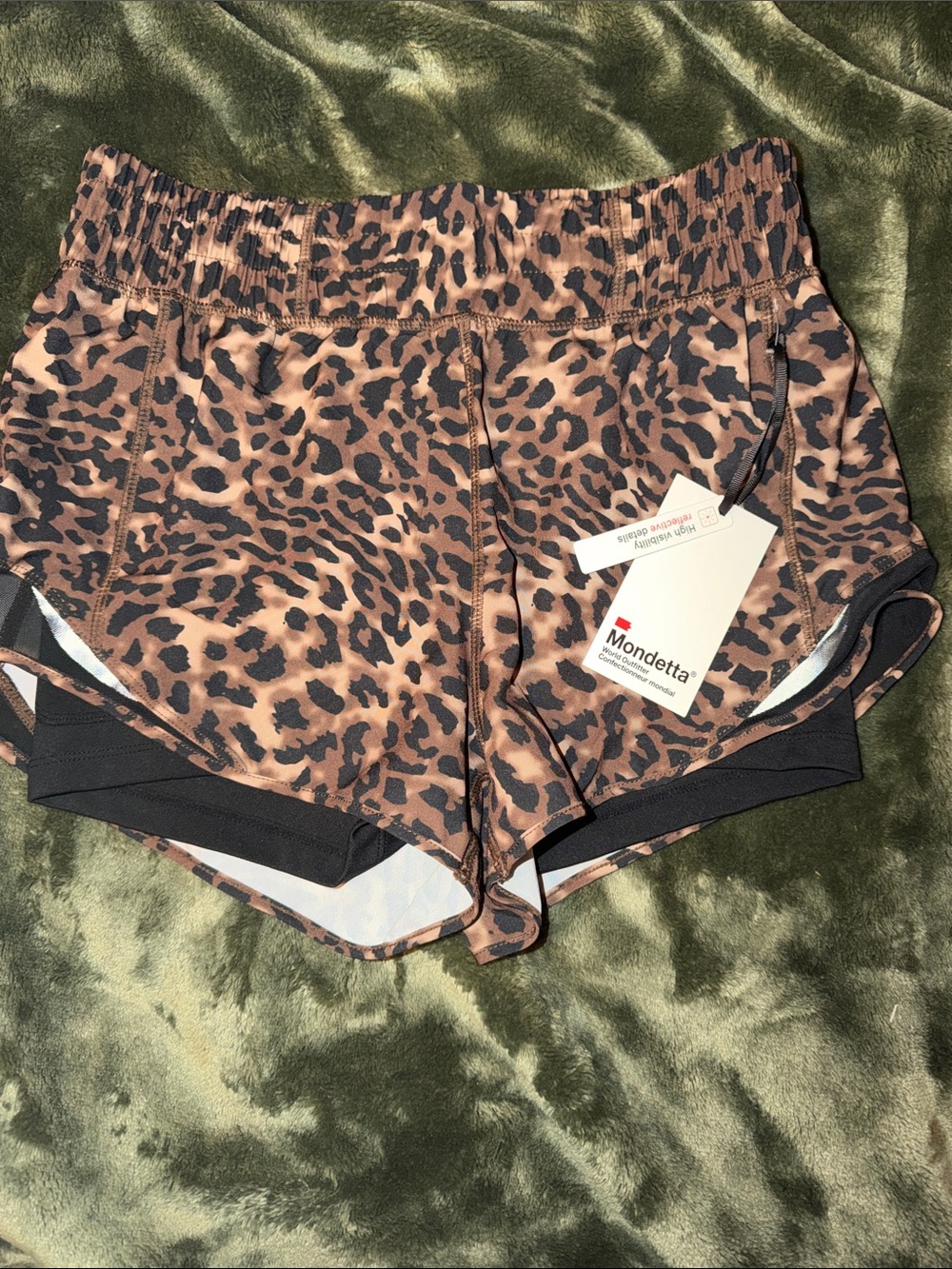 Mondetta Women's Leopard Print Shorts Small